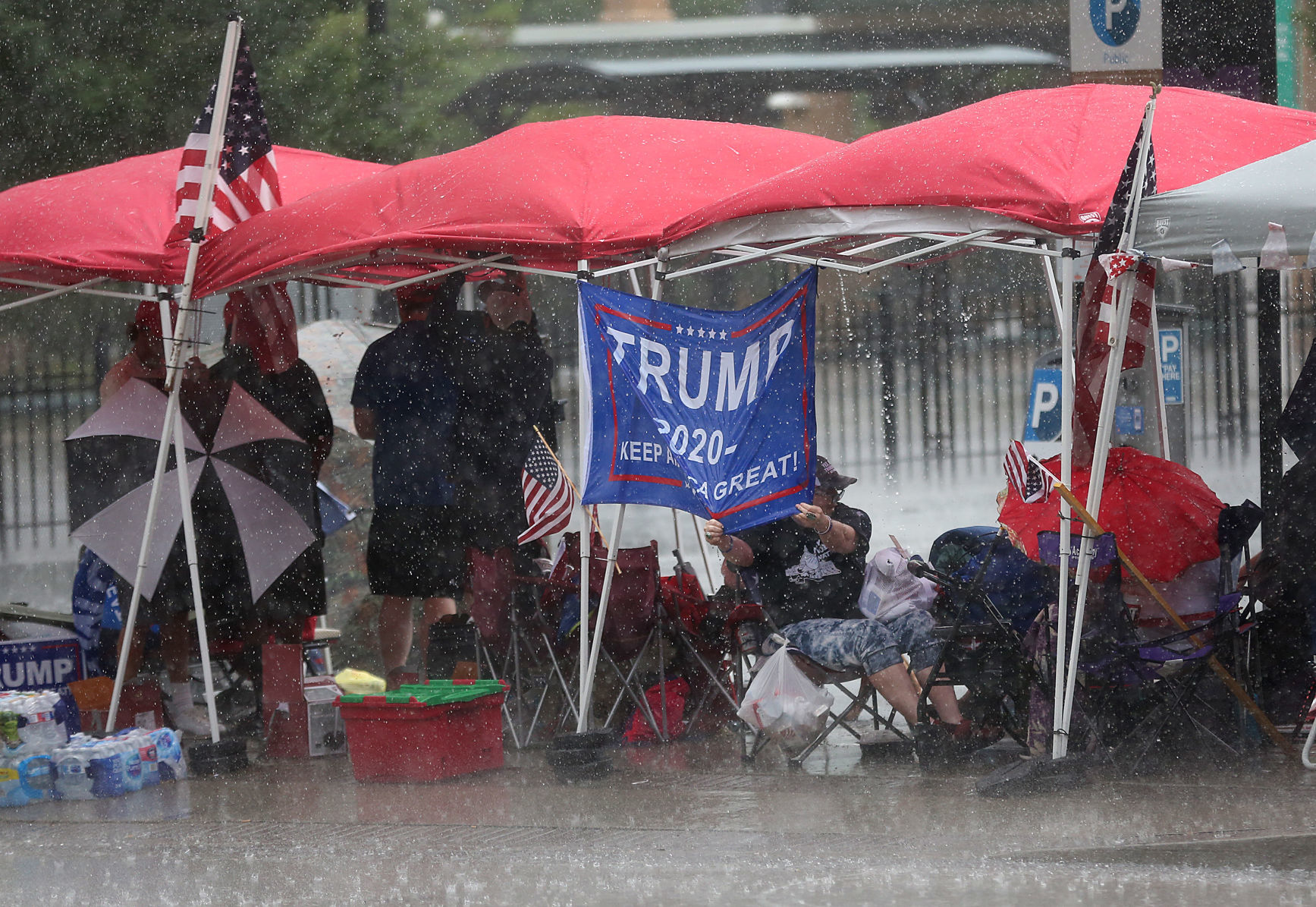 TRUMP CAMPERS